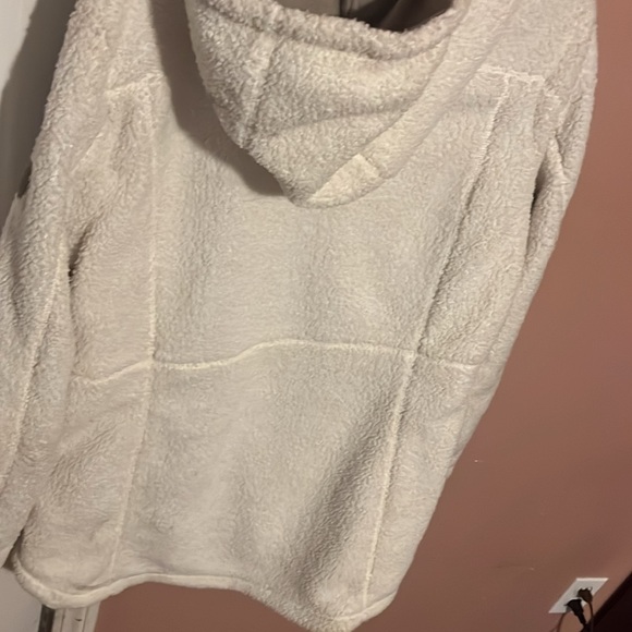 Gerry Women’s white Sherpa Jacket with fleece lining - Picture 4 of 4